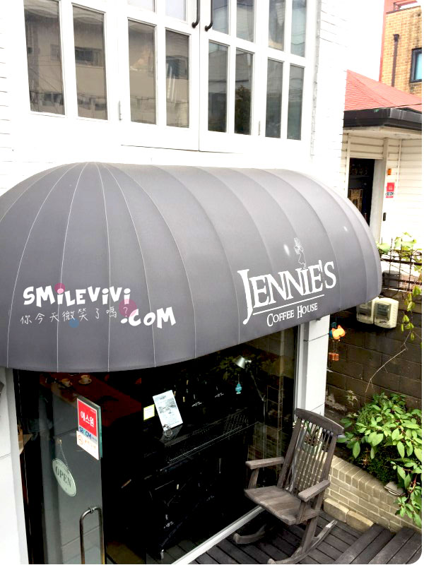 食記∥首爾延禧洞(연희동) 到處都像攝影棚、隨便拍都網美級 – Jennie’s Coffee House咖啡店(제니스 커피 하우스)