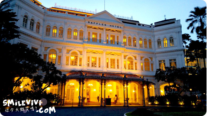 新加坡∥新加坡地標魚尾獅公園(Merlion Park)、國寶級超五星飯店萊佛士酒店(Raffles Hotel)、濱海灣金沙(Marina Bay Sands)