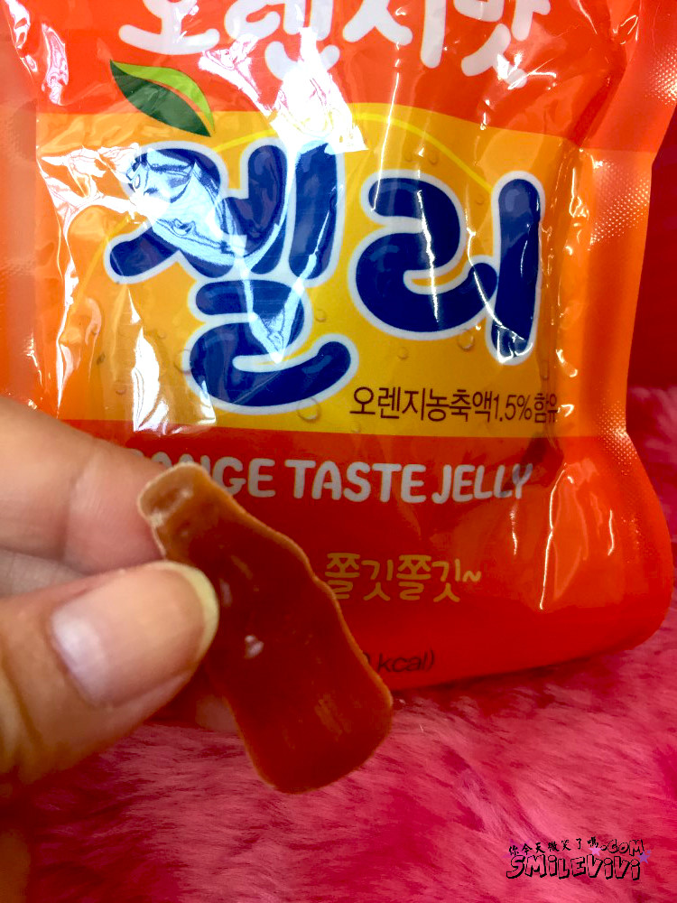 軟糖∥韓國飲料造型軟糖Part 6 LOTTE可樂軟糖(콜라젤리)、橘子軟糖(오렌지맛젤리;Orange Taste Jelly)、維他命軟糖(비타쮸;Vitamin c) 10 ORANGE%20%283%29