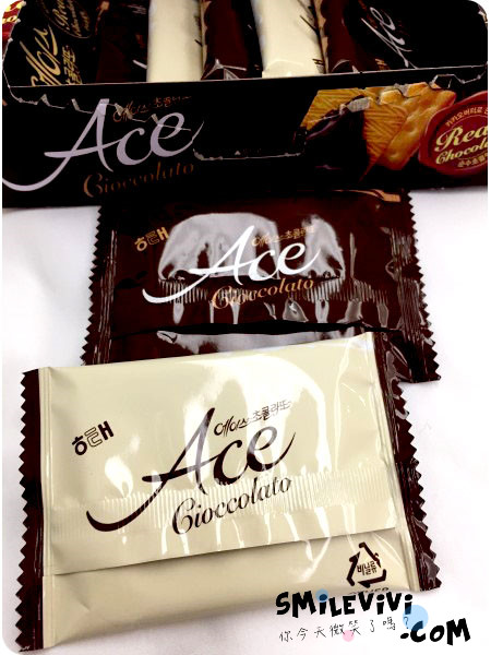 零食∥韓國各種巧克力餅乾 Part 1 ACE Chocolate(에이스 초콜라또)、樂天田園巧克力餅乾(팜온더로드 초코코)、樂天奶油巧克力夾心餅乾(롯데샌드 깜뜨)、榛果巧克力夾心脆餅(초코하임)、樂天巧克力豆餅乾(롯데 초코칩 쿠키) 4 ace%20%285%29